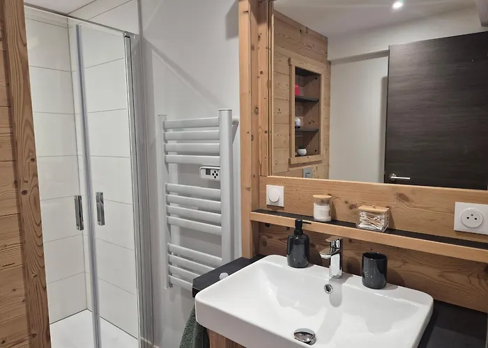 아파트 Le Reflet Des Sommets - Sauna, Jardin Et Terrasse *